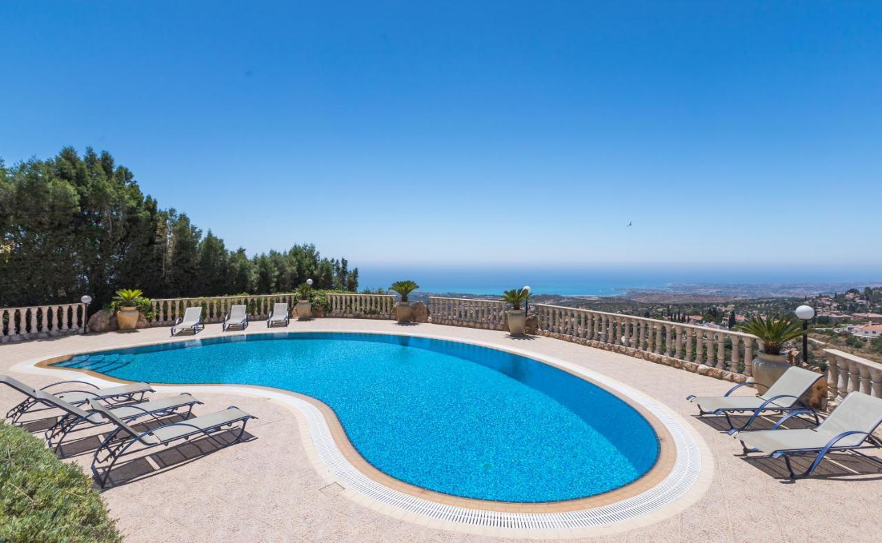 Resitour - Kamares Village Paphos Eksteriør bilde
